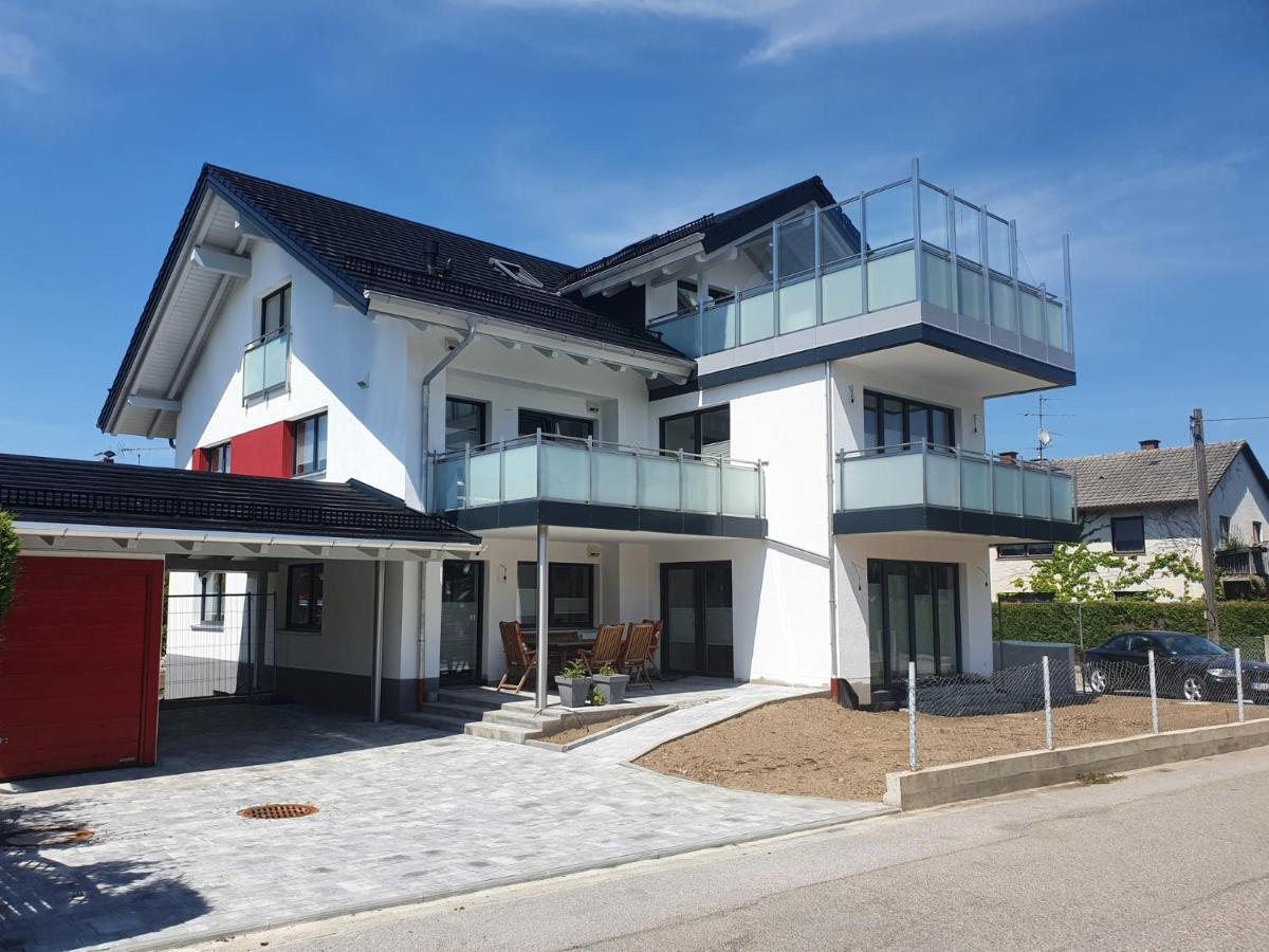 Top-Moderne Und Geraeumige Ferienwohnung Assling Luaran gambar